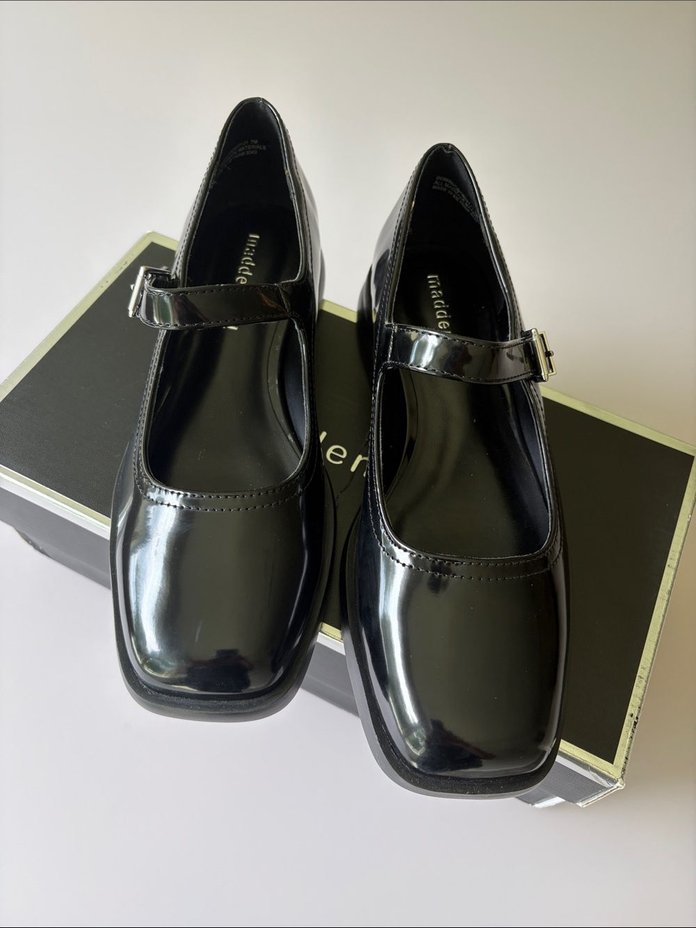 New in Box Madden Girl Dominic Black Patent Mary Jane Flats